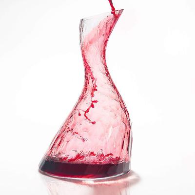 China Customized Handmade Glass Liquor Decanters , Lightweght Red Wine Aerator for sale