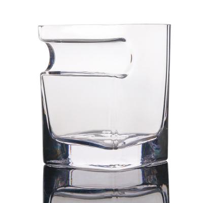 中国 シガーのウィスキーのための水晶ワイン グラスのコップの倍の旧式の厚い底 販売のため