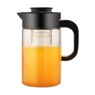 China Food Grade Hand Blown 1500ml Glass Water Pitcher for sale