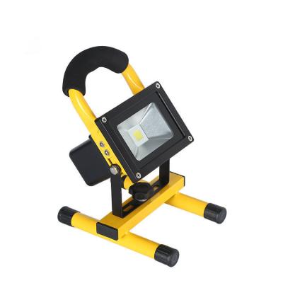 China Hydrargyrum-free LED Flood Light with PF 0.95, 85-265V or 12V/24V DC Input Voltage, Isolated Driver for sale