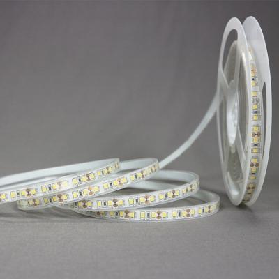 China RGB LED Strip Light IP65 Waterproof 140lm/w 120 degree SMD 2835 LED chips CE certification for sale