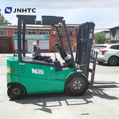 中国 3 Tons Electric Forklift Heavy Construction Machinery For Cold Store Use 販売のため
