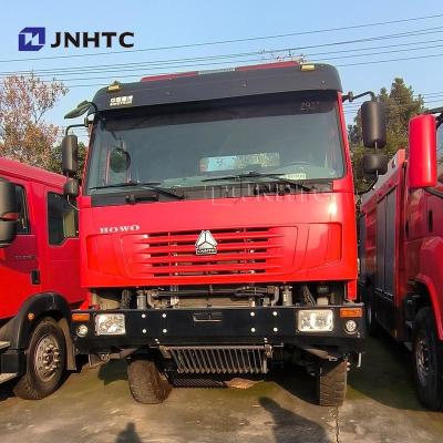 Китай HOWO 4*4 Пожарный грузовик HOWO 5000L Водяная пенная цистерна Пожарный грузовик Мини пожарный грузовик продается