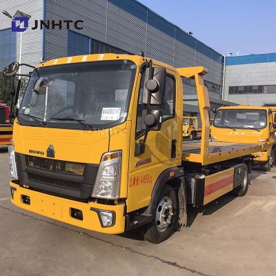 China Howo Flatbed Wrecker 4*2 3tons 5 Ton 160HP Road Recovery Wrecker Truck Good Price for sale