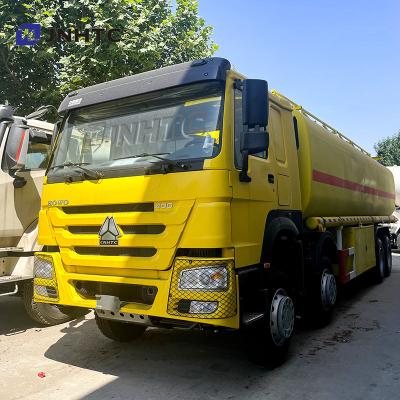 China Sinotruk Howo Oil Tank Truck 8X4 400HP LHD Diesel Fuel Oil Refueling Tanker Delivery for sale
