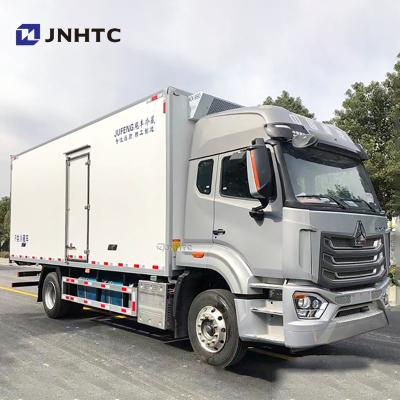 China New HOWO NX 6X4 Meat Cargo Transportation Refrigerator Box Truck Price for sale