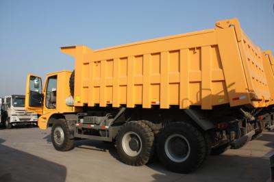 중국 고강도 강철 화물 몸 70 톤 HOWO 광업 팁 주는 사람 덤프 트럭 371HP 판매용