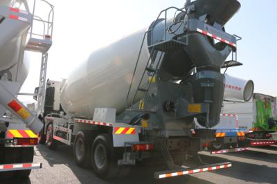 China 12 CBM Concrete Mixer Lorry Euro II Emission 12 Wheels With HW76 Or HW79 Cab for sale