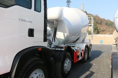 China 6x4 Concrete Mixer Truck Diesel Fuel Light Duty Commercial Trucks Sinotruk Howo7 for sale