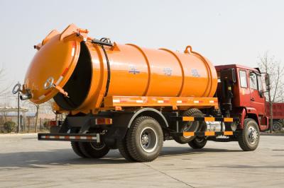 China 266 Hp Horsepower Sewage Suction Truck With U Sectional External Stiffening Rings for sale