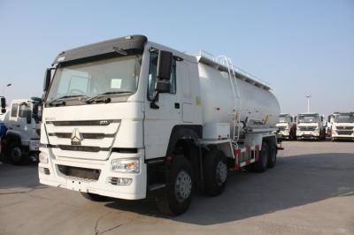 China Tankwagen des Farboptionaler Brennstoff-8x4 wetterfest mit Stahlbaustruktur zu verkaufen