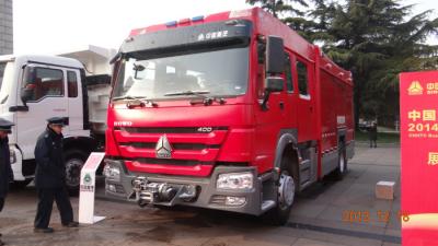China 6m3 Sinotruk Howo Rescue Fire Truck With Water Tank Foam Tan And Ladder for sale