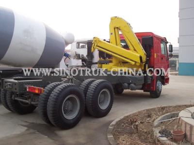 China 6×4 Prime Mover Truck Mounted Hydraulic Crane Red / Yellow Model ZZ4257N3247W for sale