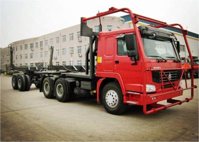 China Assistente que conduz o tipo de Sinotruk Howo do caminhão do portador do log de 6*6 400l com alguma cor à venda