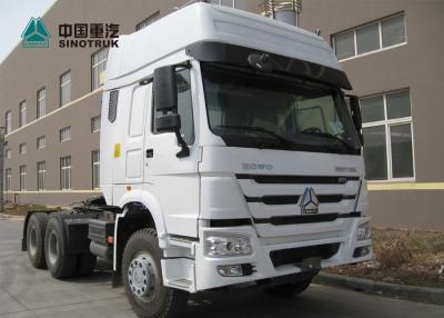 China Camión blanco de la cabeza del tractor de Howo del neumático del camión 10 del motor de SINOTRUK 371HP en venta