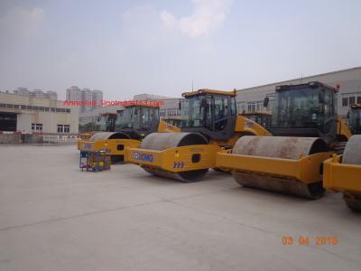 中国 XS223JEの道路管理の機械類の道のコンパクターの単一のドラム振動ローラー 販売のため