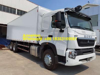 China Único refrigerador Van Cargo Truck das rodas 8x4 do táxi 12 à venda