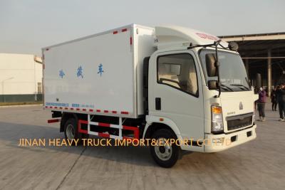 China 2 van de de Vrachtwagensijskast van de as5t Howo Lichte Plicht Commerciële de Koude Zaal Bestelwagen Te koop