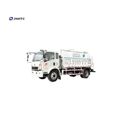 China HOWO 4x2 Euro4 Euro2 Light Duty Commercial Truck For Kitchen Food Hutch Waste for sale