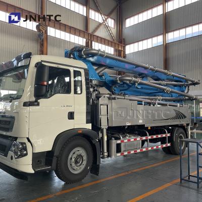 China Vrachtwagen Opgezette HOWO 38M Concrete Pump Truck met As Drie Te koop