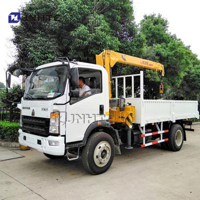 China Sino Truck Special Light Duty Commercial Trucks With 3 Tons Van Cargo Crane for sale