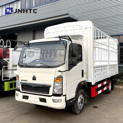 China Sinotruk HOWO 4x2 Light Stake cargo carrier truck for sale