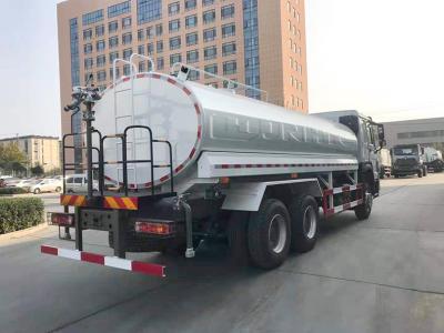 Chine Roues 20000L de Bowser 6x4 10 de l'eau de camion de réservoir d'eau de Sinotruck Sinotruk Howo à vendre