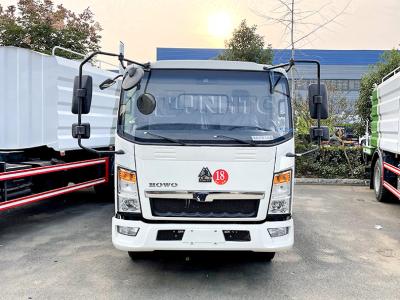 China Sinotruk Howo 4X2 Light Duty Commercial Trucks 10 - 15 Tons for sale