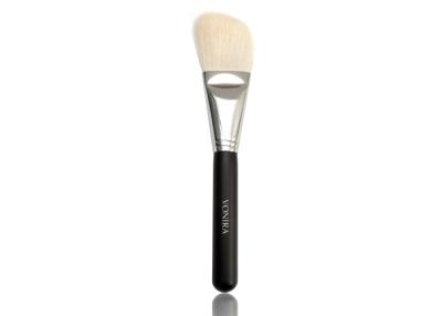 China Angled  Makeup Face Finishing Powder Brush / Powder Face Brush for sale
