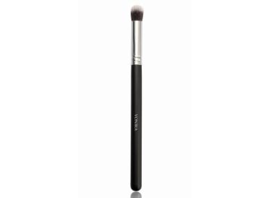 China Professional Precision Round Blending Makeup Brush With Short Soft Bristles for sale