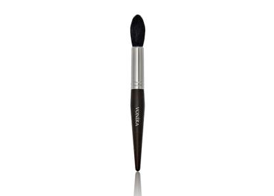 China Profession Artist Nature Blush Luxury Makeup Brushes With Cloud Soft Pointed Bristle for sale