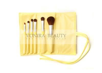 China Cute Yellow Christmas Makeup Brush Gift Set With Nature Soft Sable Hairs for sale