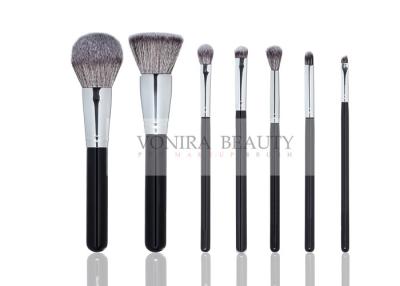 China Professional Affordable Synthetic Fiber Bristles Makeup Brushes With Gloss Silver Ferrule for sale