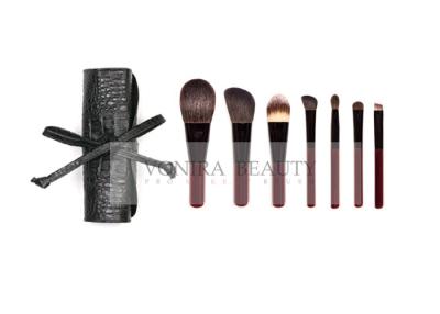 China Superior Limited Edition Mini Travel Beauty Professional Brush Set With Faux Brush Roller for sale
