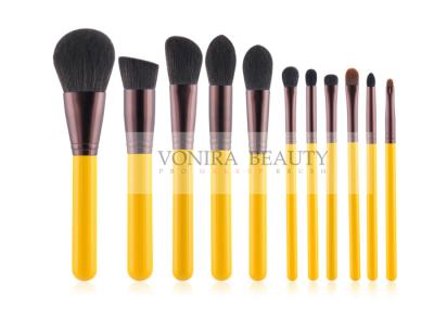China Yellow Handle Stylish Makeup Brush Collection Kit For Basic Daily Application for sale