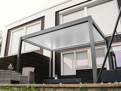 China Moderne automatische Terrasse Gazebo Aluminium Verkleidung Pergola Wasserdicht zu verkaufen