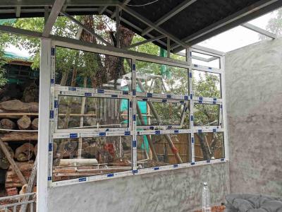 Chine Taille personnalisée Fenêtres à auvents suspendus en aluminium à vitrage simple / double / triple à vendre