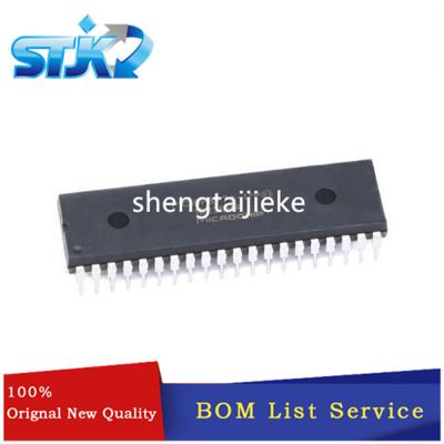 Cina Chip MT29F2G08ABAEAWPIT di NAND Memory Programmable IC: FLASH 2Gbit 48-TSOP parallelo di E in vendita