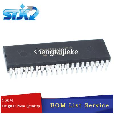 中国 MT48LC16M16A2TG-75:D SDRAM IC 256Mbit平行133MHz 5.4 Ns 54-TSOP II 販売のため