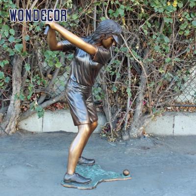 China Customized garden decoration, life-size bronze statue of teenagers playing golf for sale
