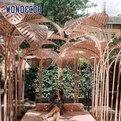 China Rose Gold Forged Metal Sculpture 220cm Coconut Tree Sculpture for sale