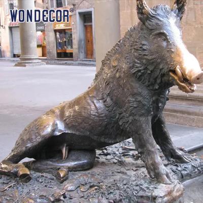China Life size casting antique bronze wild boar statue for outdoor decoration for sale