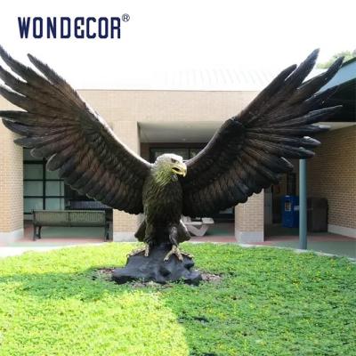 China Large outdoor garden metal animal decoration bronze eagle statue for sale
