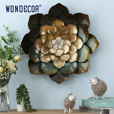 Cina 3D Blooming Flower Metal Wall Art Sculpture Decoration Copper in vendita