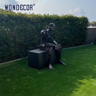 China Outdoor Garden Metal Art Decoration Abstract Sitting Man Bronze Sculpture Te koop