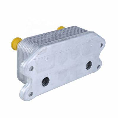 China Refrigerador de aceite de aluminio de for  S40 de las piezas de automóvil de for  del motor 30637966 C70 C30 en venta