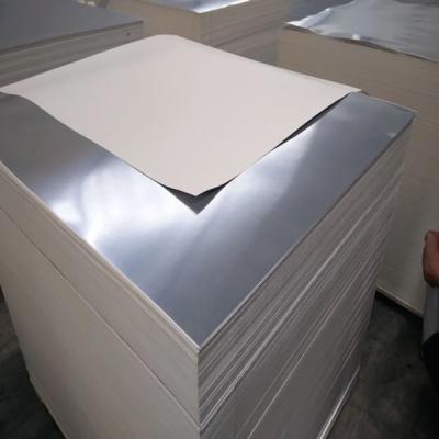 China Silver Vacuum Metallized Paper 85GSM for sale