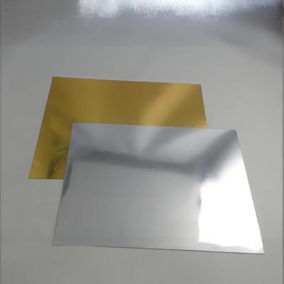 Китай Инновационный устойчивый металлизированный картон твердой картон упаковки ODM продается