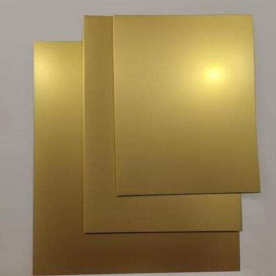 Китай ПЭТ Золотая металлизированная доска бумажная упаковка решения бумажная доска упаковка продается