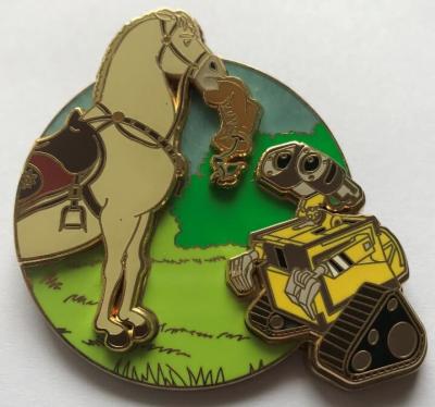 China Zinc Alloy Silver Plating Hose& Robot pin on pin badge with Green Glitter for sale